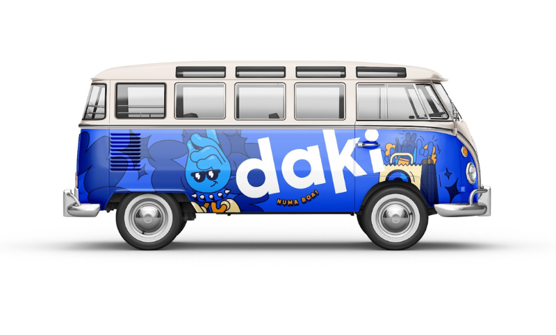 Daki distribui brindes no Festival Turá