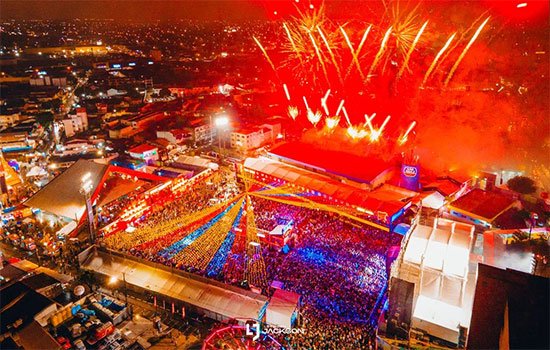 Budweiser patrocina São João de Campina Grande com palcos e camarotes premium